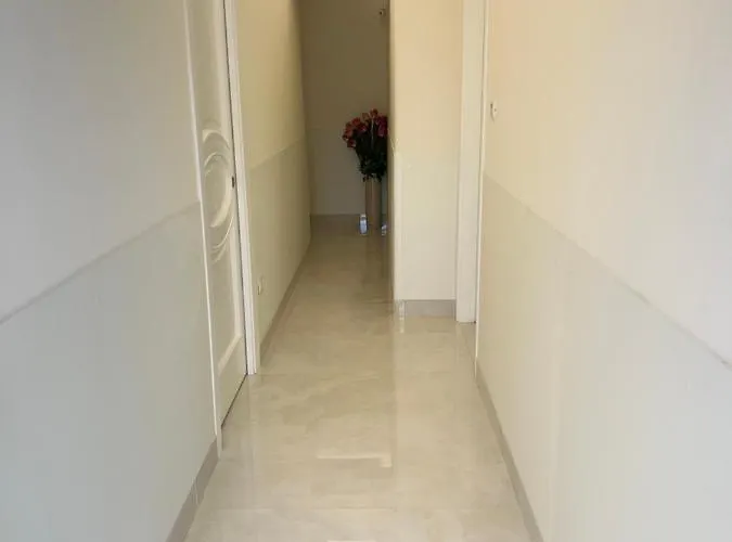 Via Roma Couette-café 4*