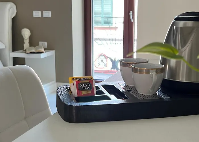 Via Roma Couette-café